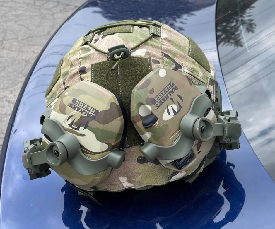 Тактический военный шлем Fast Фаст с активными наушниками Walkers Razor, креплением Чебурашка на каску и кавер - фото 3 - id-p1910003456
