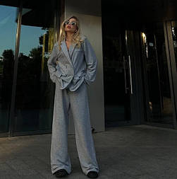 Жіночий трикотажний oversize костюм з піджаком та широкими брюками