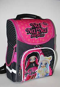 Шкільний рюкзак для дівчаток на 1-2 клас "Na! Na! Na! Surprise"