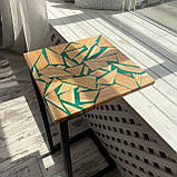 Приліжковий столик з натурального дерева та епоксидної смоли смарагд, фото 6