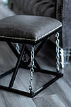 Інтер'єрний стілець із сірого шкірозамінника на металевому каркасі з декоративними ланцюгами у стилі лофт, фото 3