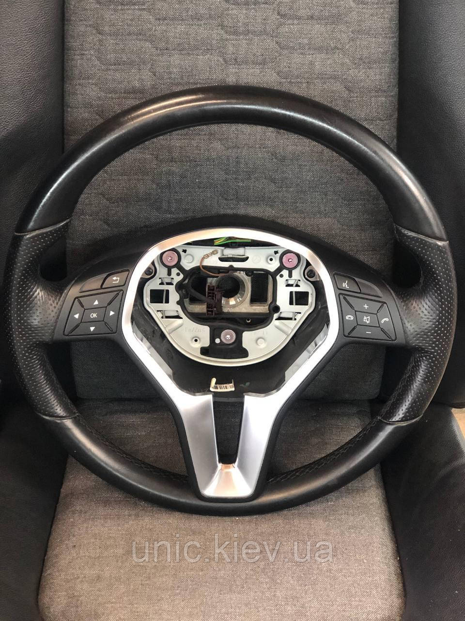 Кермо мультифункціональне Мерседес A2184602503 w207 / w218 / w219 / w204 / c204 б/в