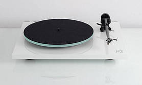 Rega Planar 2 Gloss White