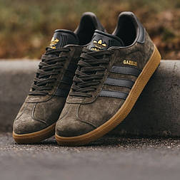 Чоловічі кросівки Adidas Gazelle демісезонні осінь весна темно-зелені. Живе фото