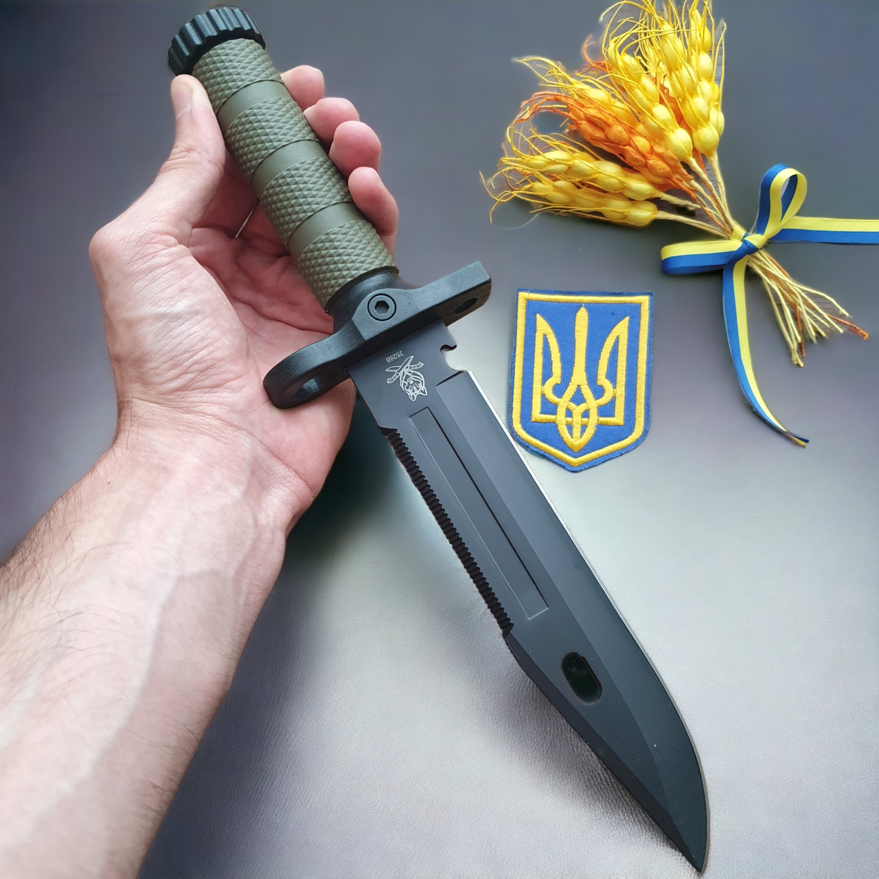 Надійний туристичний ніж з кресалом та компасом, мисливський для походів та виживання, GP26