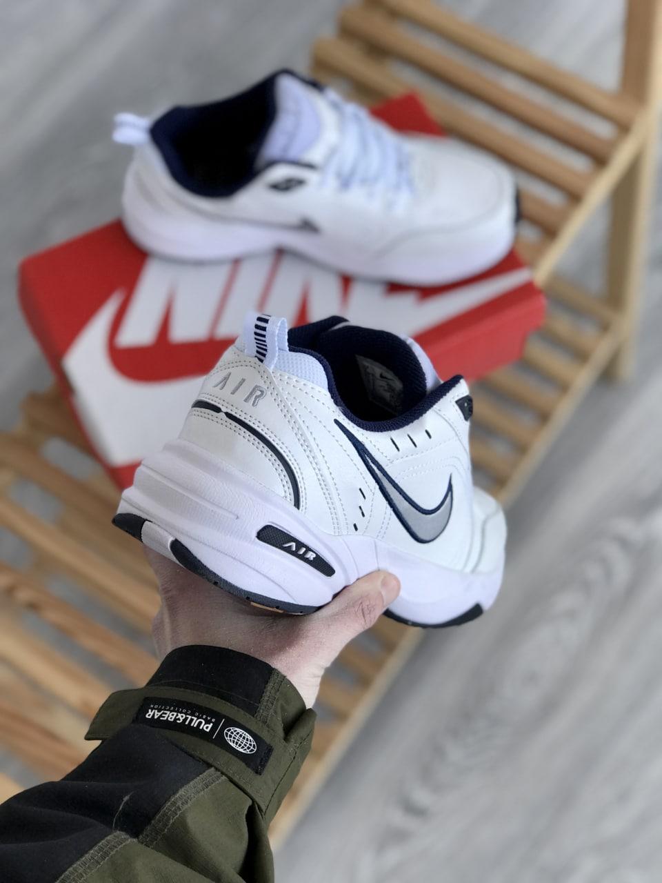 Nike Air Monarch White