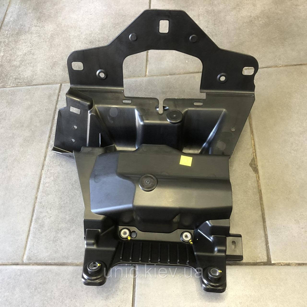 Кронштейн (основа) розетки зарядки Renault ZOE 2 новий