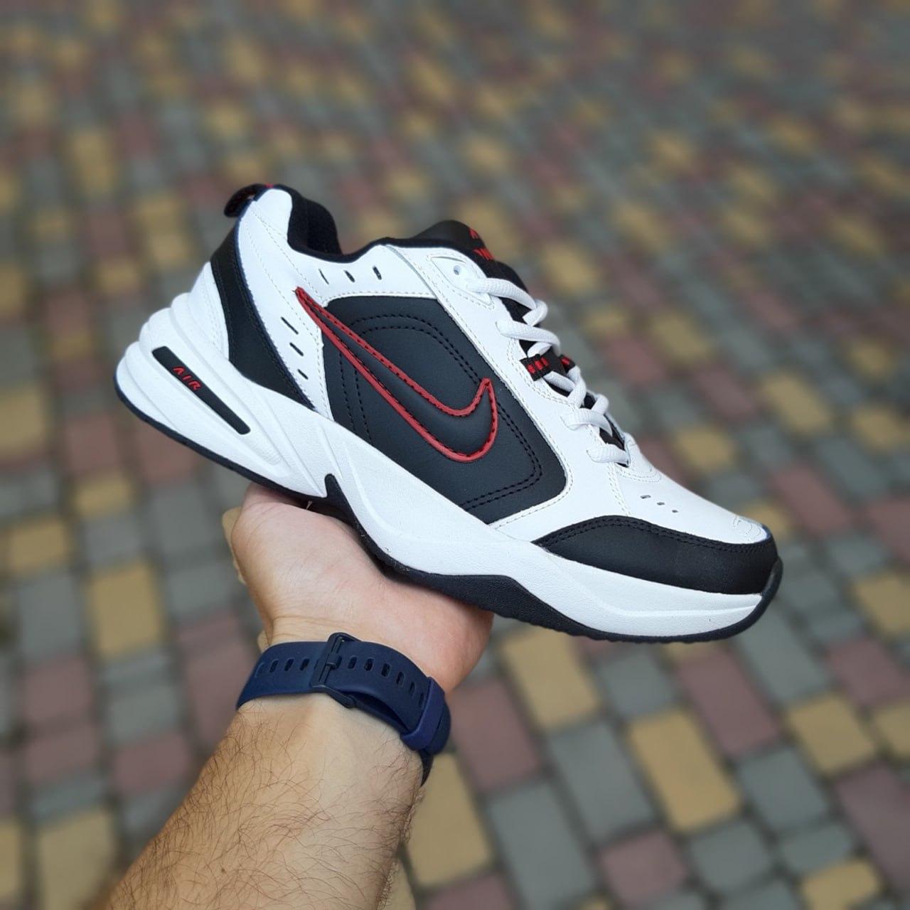 Кросівки чоловічі Nike Air Monarch зимові термобілі з чорними шкіра модні легкі найк монарх, фото 1