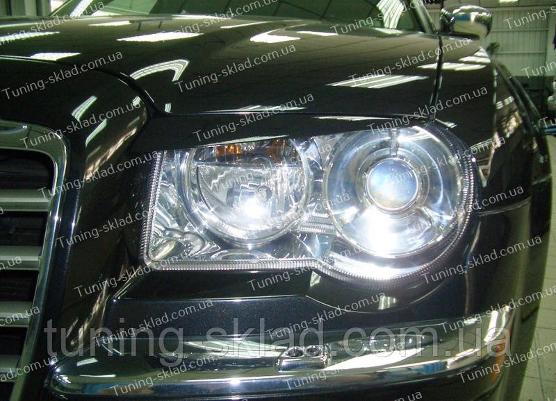 Вії Крайслер 300С (накладки на передні фари Crysler 300C), фото 1