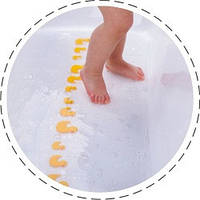 Діти у ванній. Великі не ковзаючі килимки в ванну