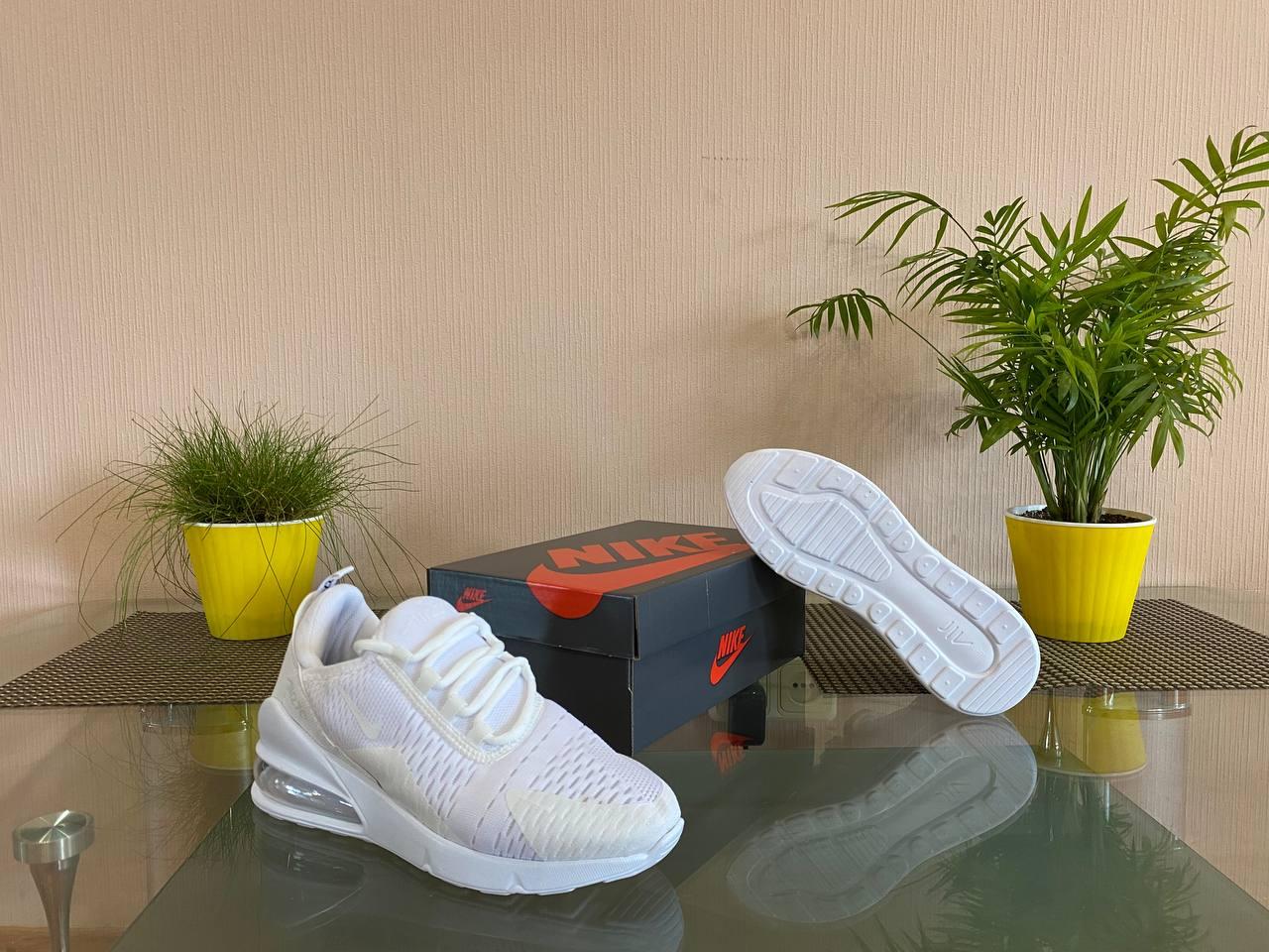 Nike Air Max 270