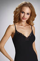 Женская бельевая майка на тонких бретелях черного цвета, модель Adela Eldar.