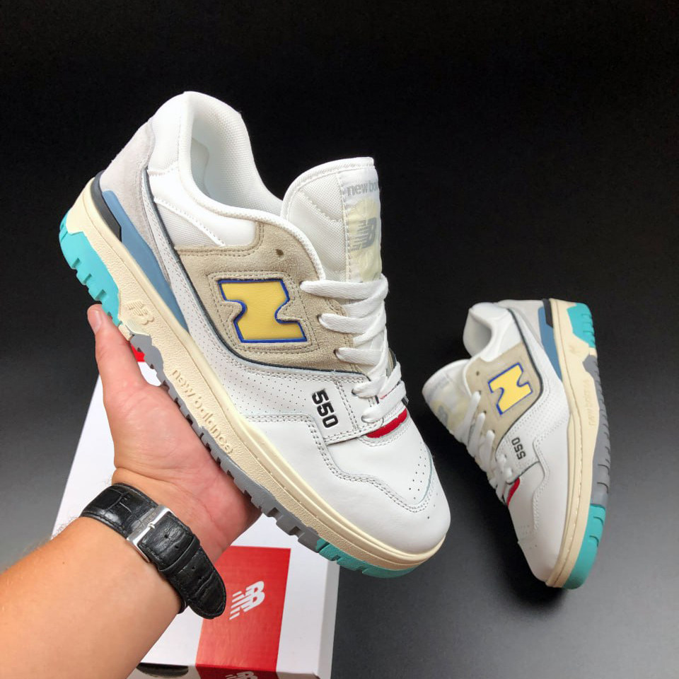 Чоловічі кросівки New Balance 550 шкіряні стильні для бігу білі