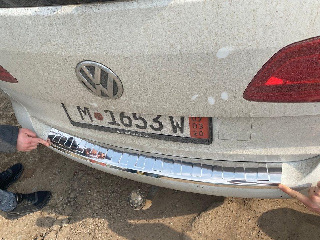 Накладка на задній бампер Carmos  нерж  для Volkswagen Touran 2010-2015 рр