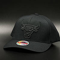 Оригинальная черная кепка Mitchell and Ness Chicago Bulls