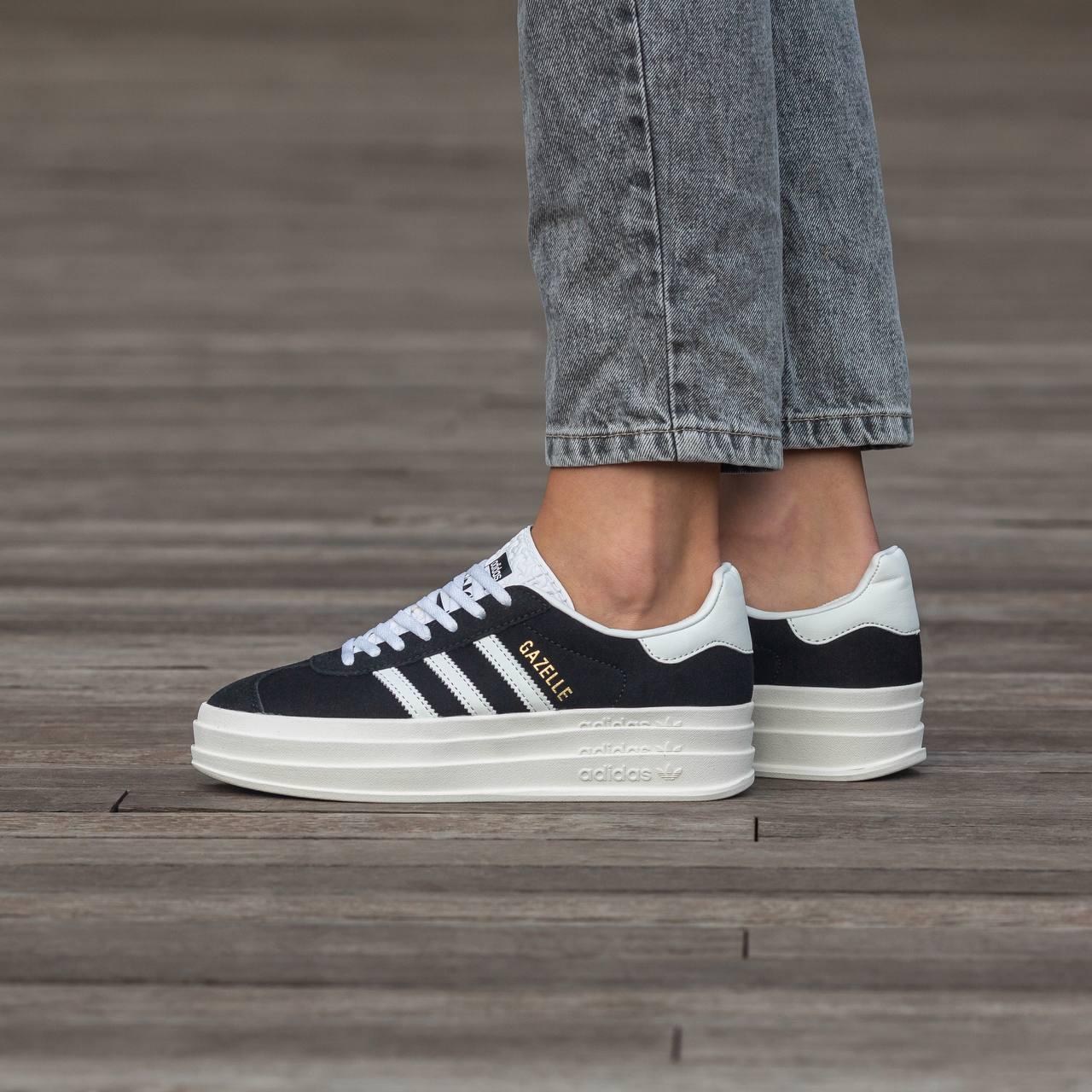 Adidas gazelle motif hotsell