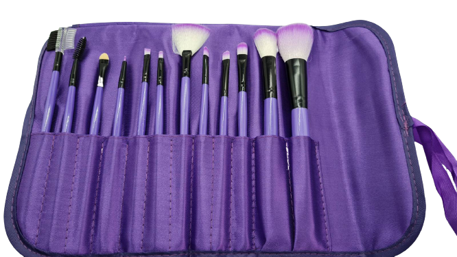 Набор кисточек для макияжа 12 шт. в мягком фиолетовом чехле - фото 1 - id-p1911526790