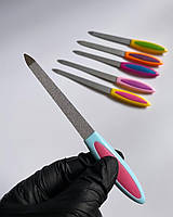 Маникюрная пилочка для ногтей Zinger с прорезиненной ручкой, разные цвета