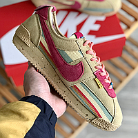 Кроссовки мужские и женские Nike Cortez beige pink / Найк Кортез бежевые розовые замшевые