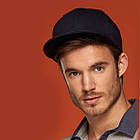 Бейсболка з прямим козирком (Snapback)