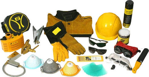 Спецодяг і захисні аксесуари