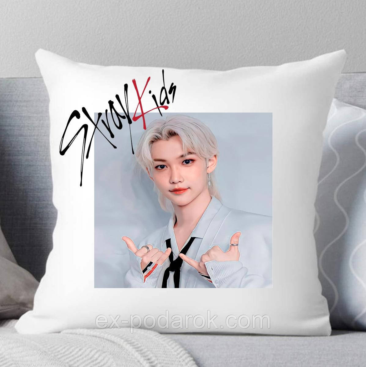 Подушка Stray Kids. Подушка Стрей Кідс No13