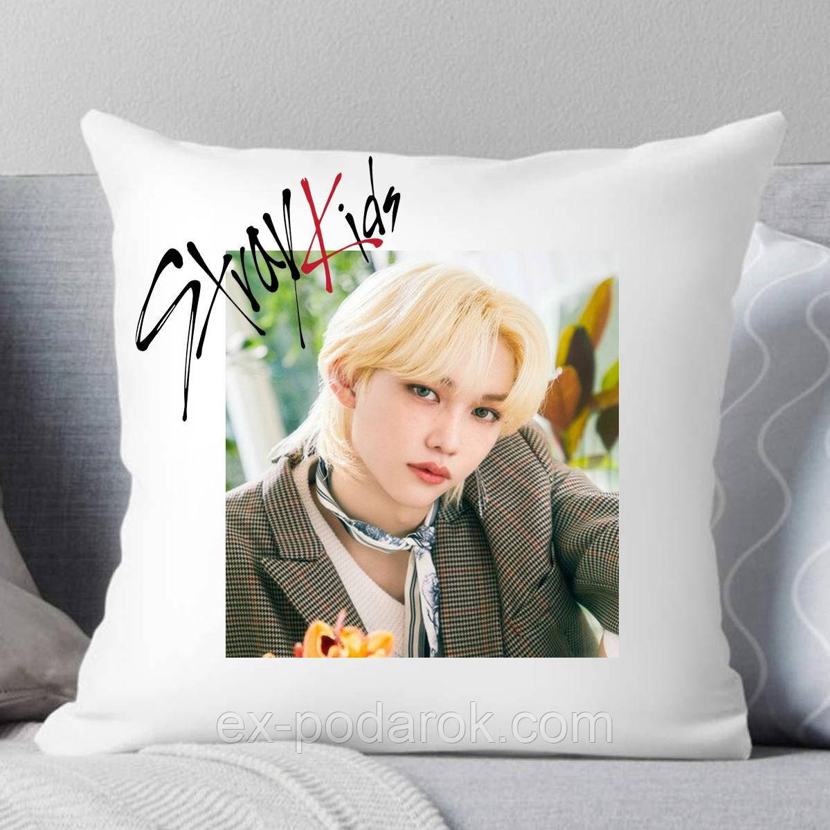 Подушка Stray Kids. Подушка Стрей Кідс No15