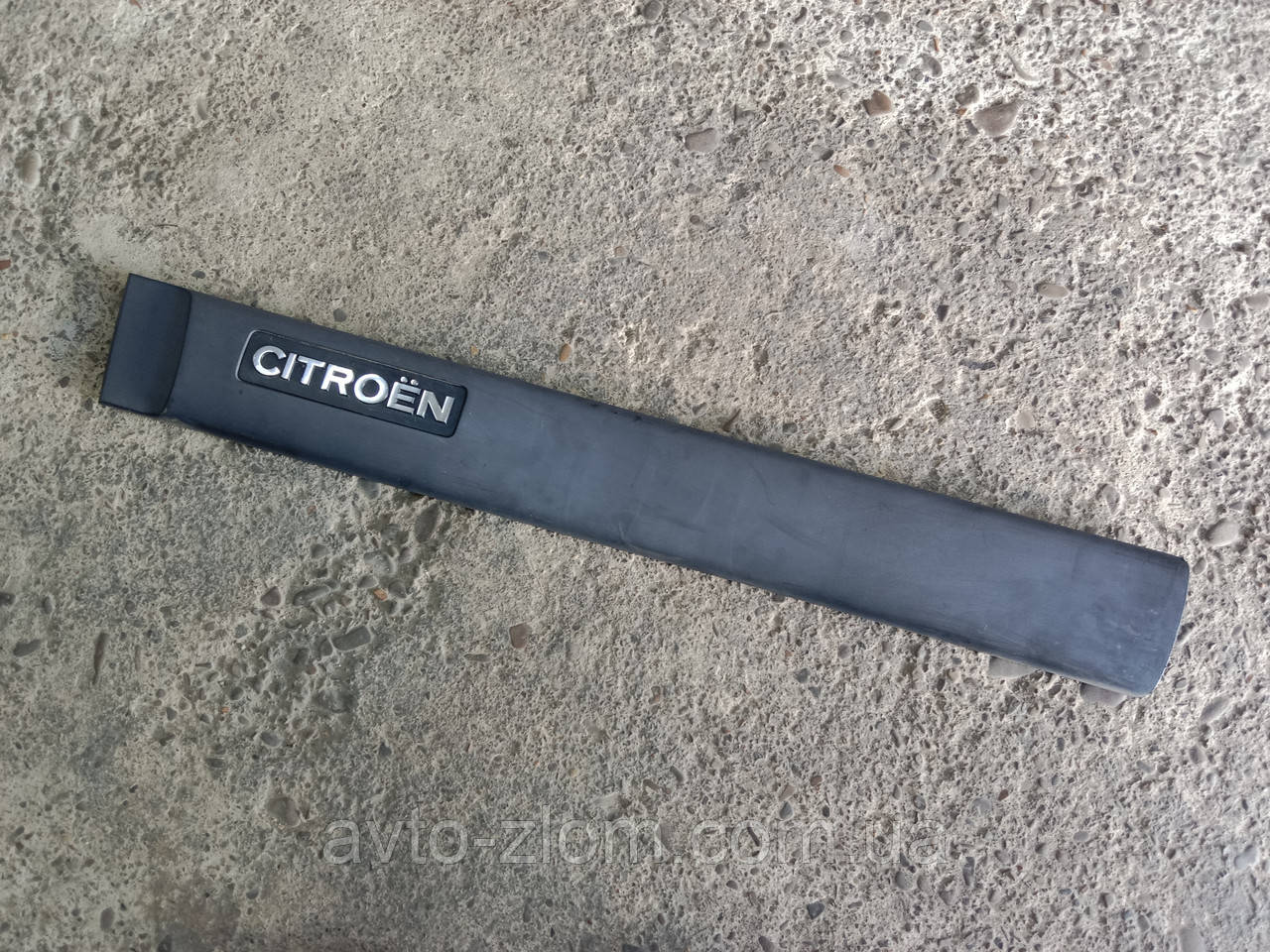 Молдинг двері передньої лівої Citroen Berlingo, Сітроен Берлінго. 9619030577