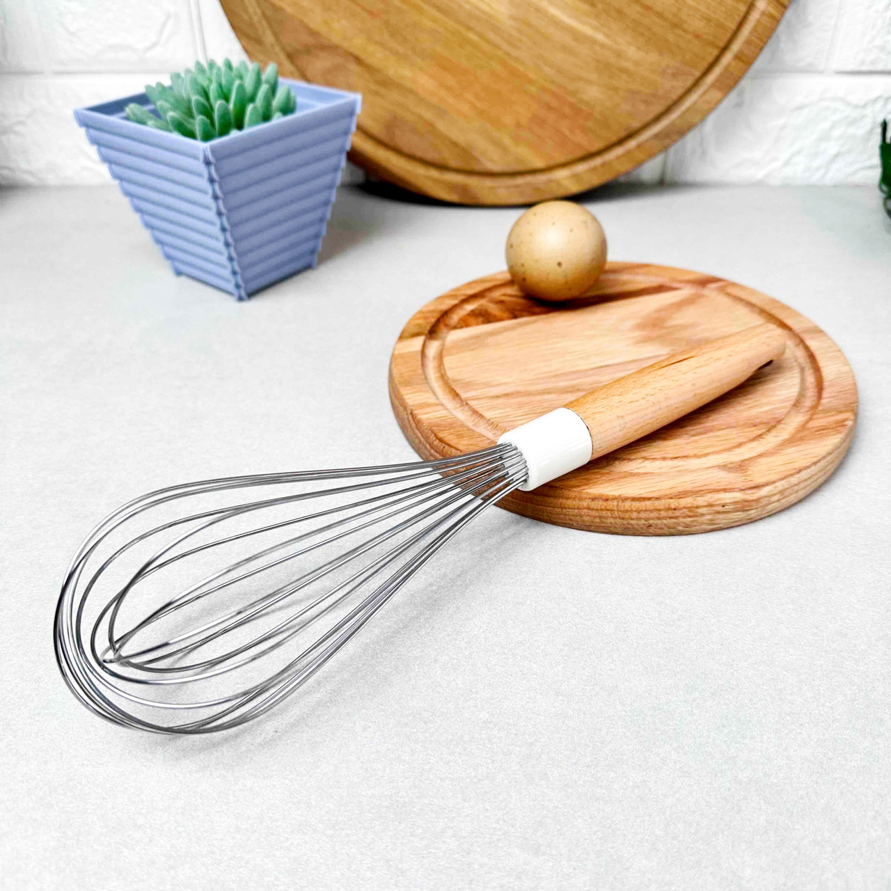 Вінчик кухонний з дерев'яною ручкою 29 см Milk & Wood