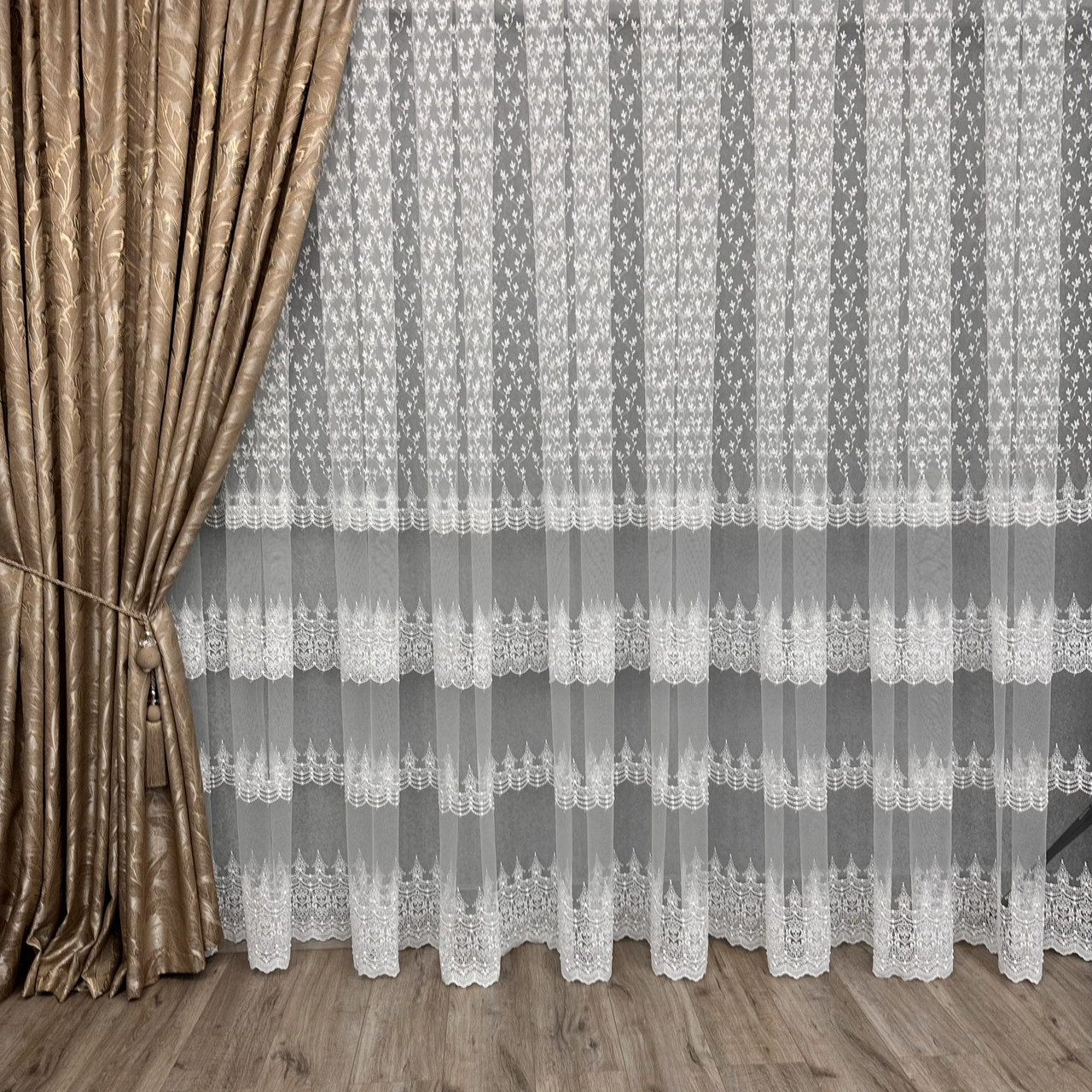 Якісний фатиновий тюль із густою вишивкою No80245 Молочний