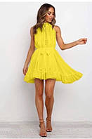 Женское приталенное платье, с поясом в комплекте, желтое