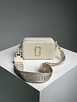 Бежева жіноча сумка через плече Marc Jacobs Snapshot, модна жіноча сумка шкіряна, стильна жіноча сумочка