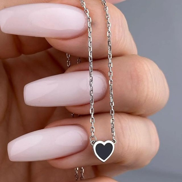 Срібне кольє Сердечка