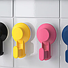 Гачки з вакуумною присоскою IKEA TISKEN різнобарвні 4 шт вішалки для рушників ІКЕА ТІСКЕН, фото 3