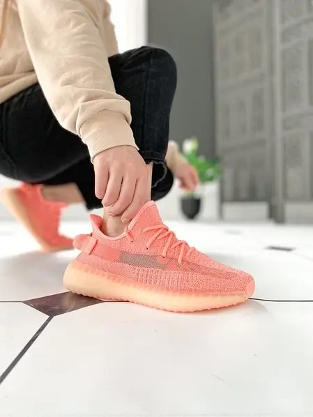 Adidas YEEZY 350 Yeezy 350 Pink S