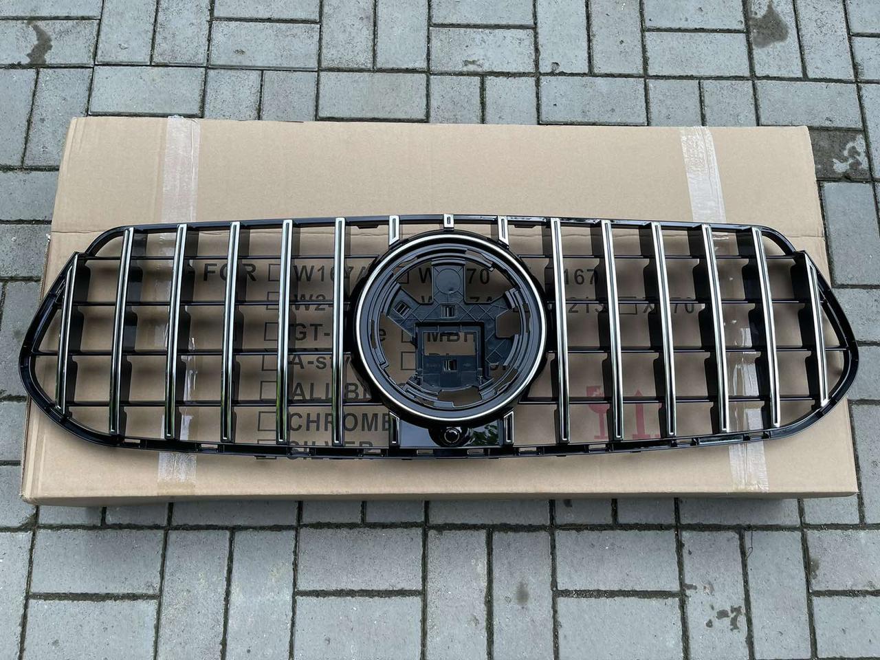 Решітка радіатора Mercedes GLE W167 стиль AMG 53 63 (хром смужки)