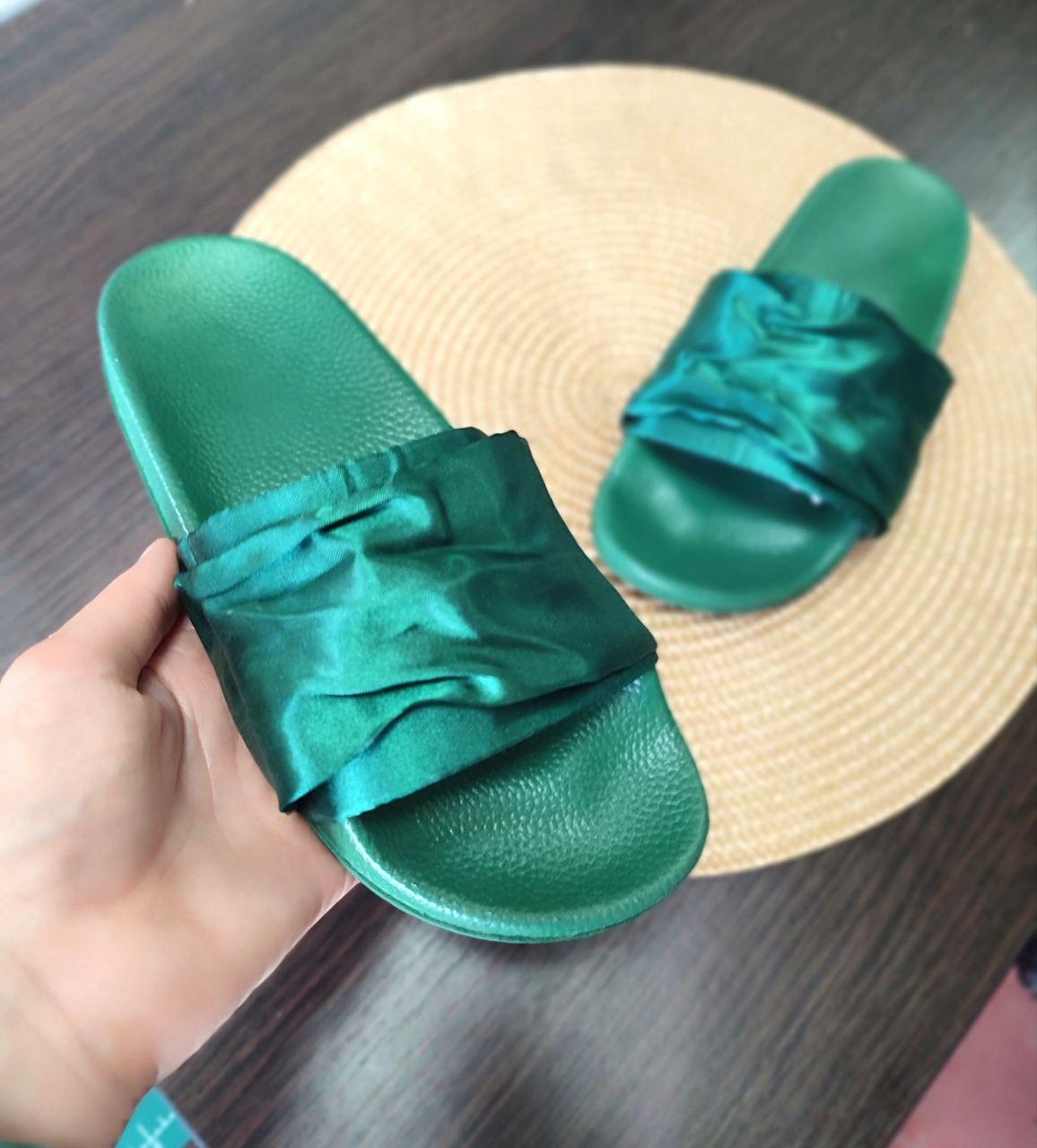 СКИДКА! 36р (22.5 - 23см) Puma Fenty капці шльопанці з бантами смарагдово-зелені