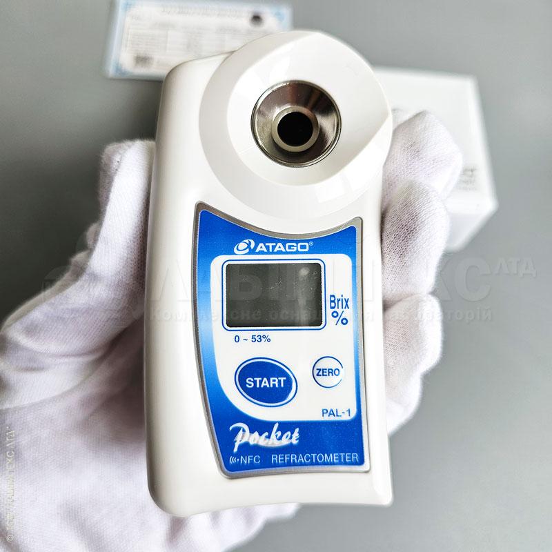 Рефрактометр лабораторний Atago PAL_1 (0-53%) Brix ±0.2 % з АТК для фруктових соків, напоїв, супів, соусів, кетчупу, фото 1