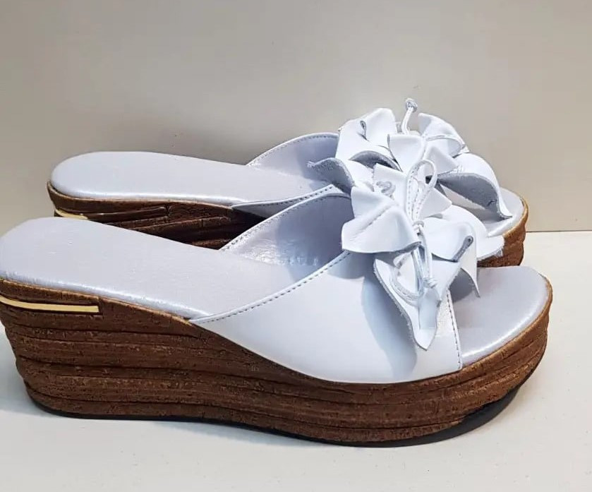 STTOPA Розміри 36-41. Шльопанці шкіряні. Танкетка 7 см. 123-3641-7-1 Білі, фото 1