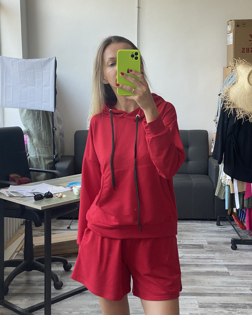 Спортивний костюм жіночий трійка червоний