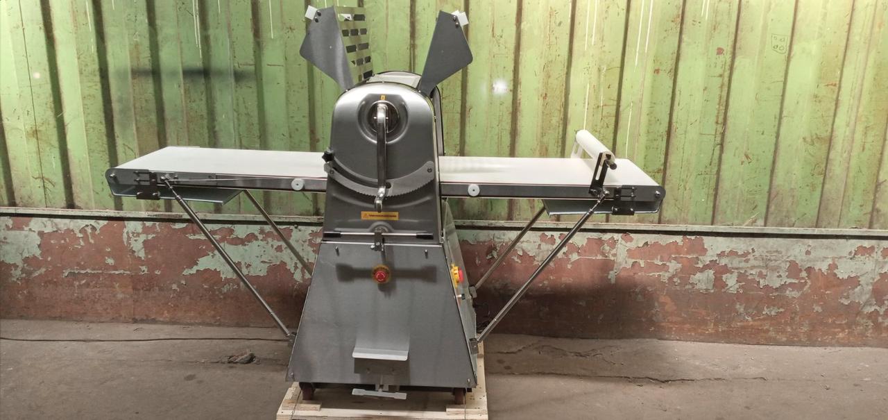 Тестораскатка Тестораскаткова машина Vektor YB Е520A нова