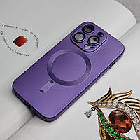 Фиолетовый чехол на iPhone 13 Pro, матовый. Защита камеры