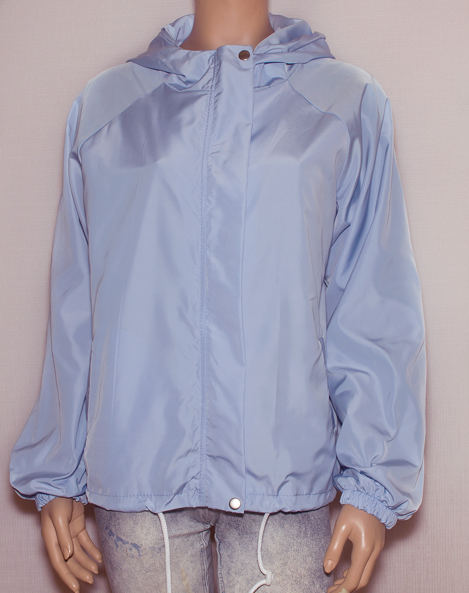 Яскрава вітровка плащівка 42,44 блакитна