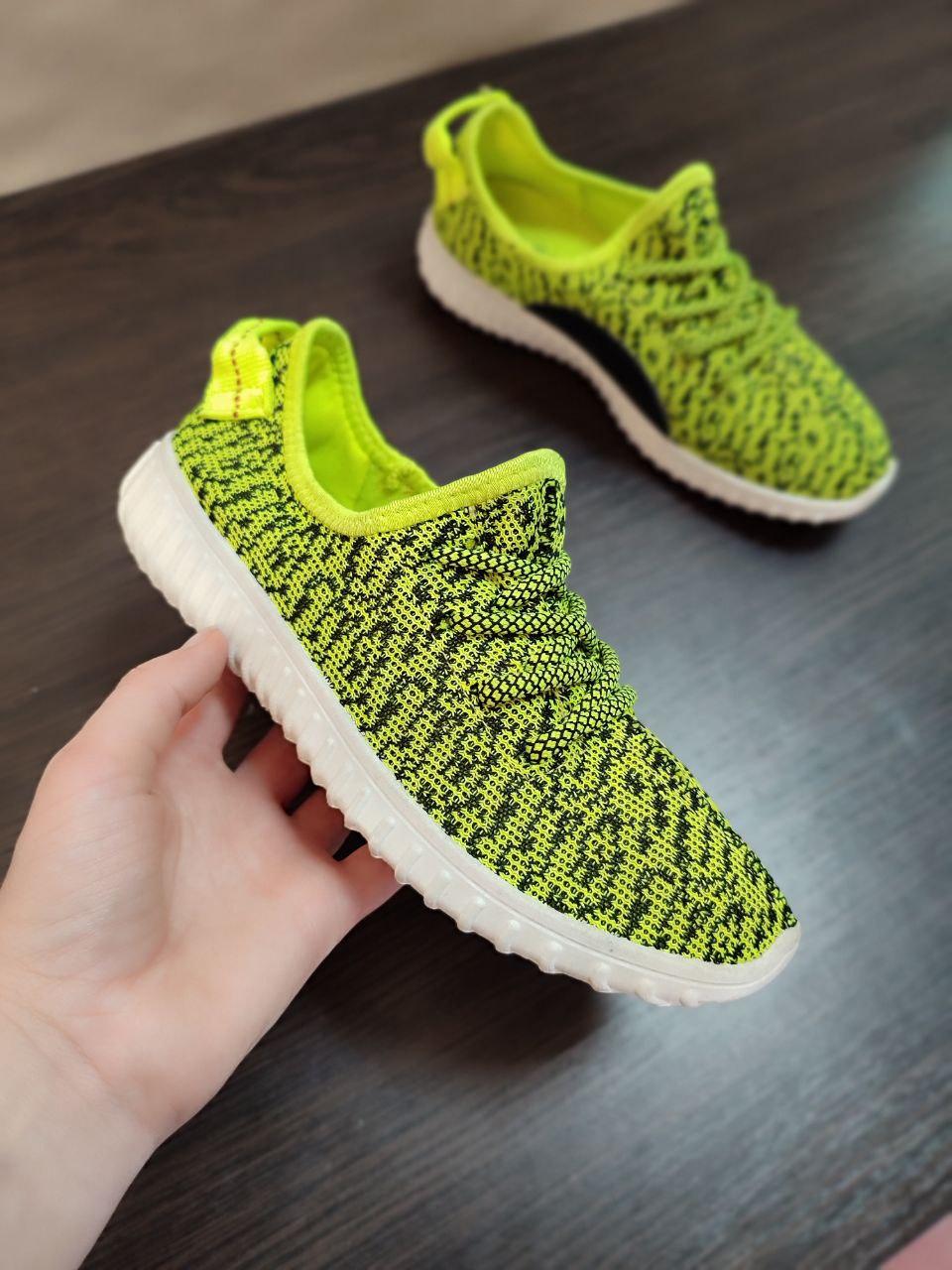 ЗНИЖКА! 38р (24.5 см) Літні кросівки Yeezy Boost Green/Black ізі буст