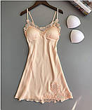 Жіночий атласний пеньюар з мереживом – елегантний одяг для дому, стильний подарунок для жінки, фото 6