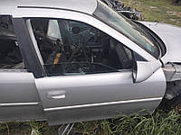 Дверь передняя правая Opel Vectra B