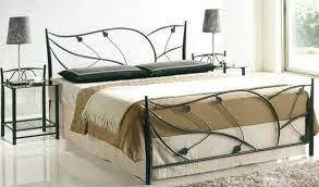 Металеві ліжка