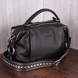 Сумка жіноча чорна стильна з натуральної шкіри, містка