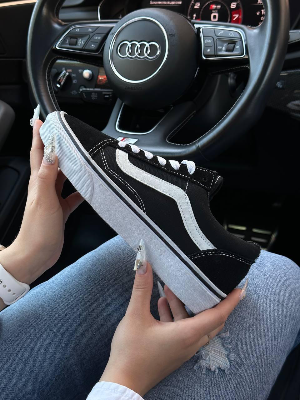 Кеди VANS Old Skool чорно-білі текстиль жіночі унісекс