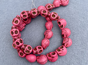 Намистини Говліт череп 10*14мм